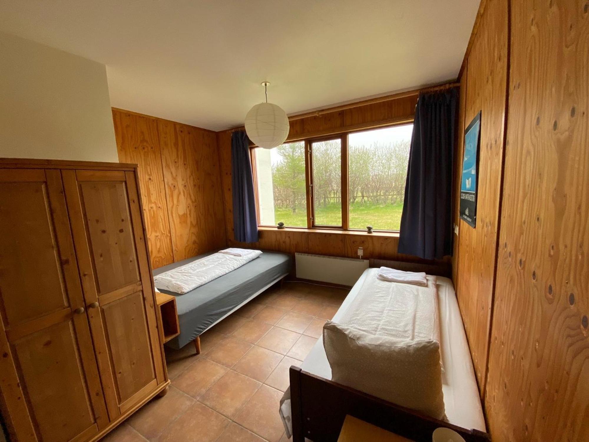 Brekkulaekur Guesthouse Hunathing Vestra Exteriör bild