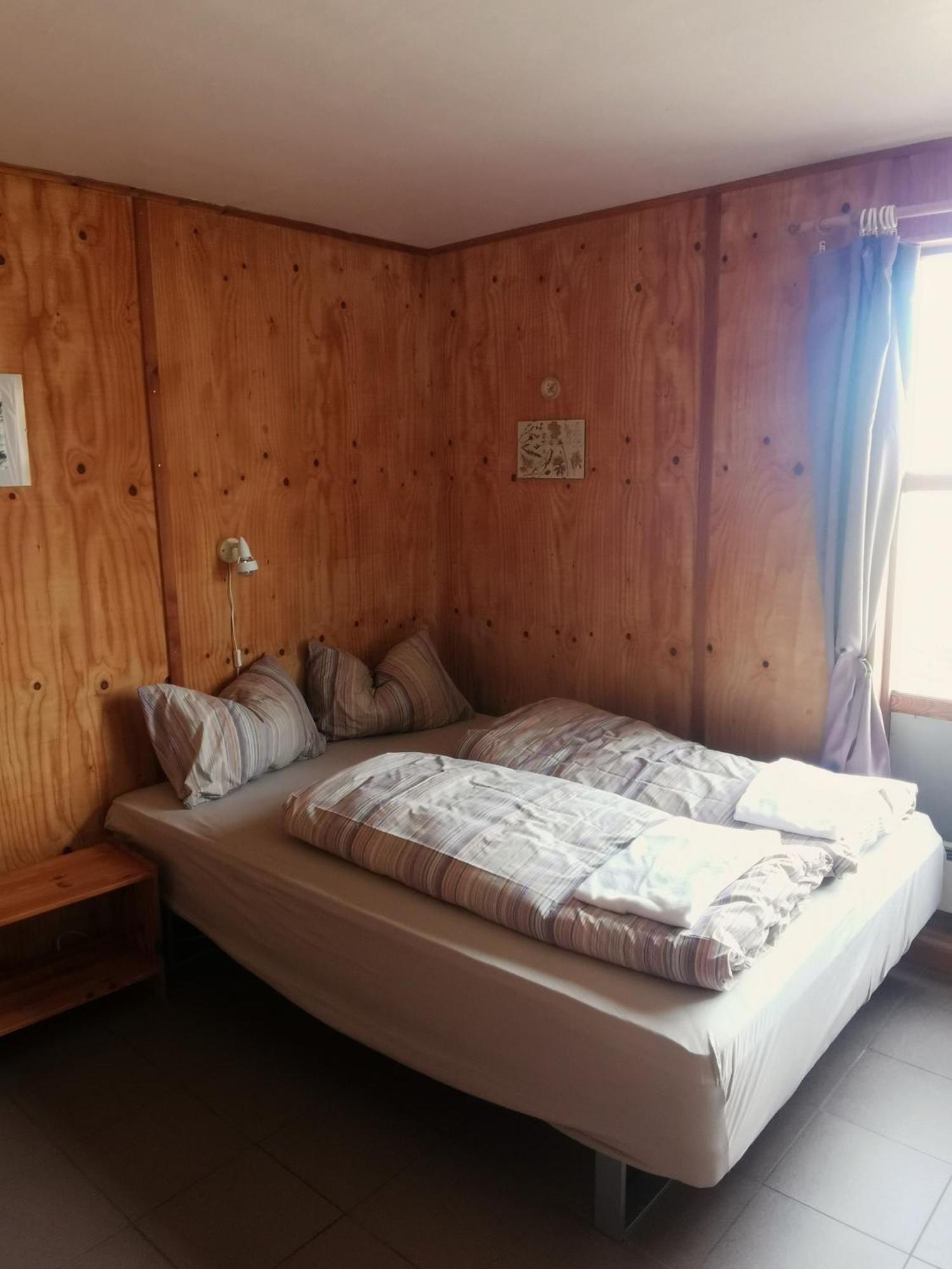 Brekkulaekur Guesthouse Hunathing Vestra Exteriör bild