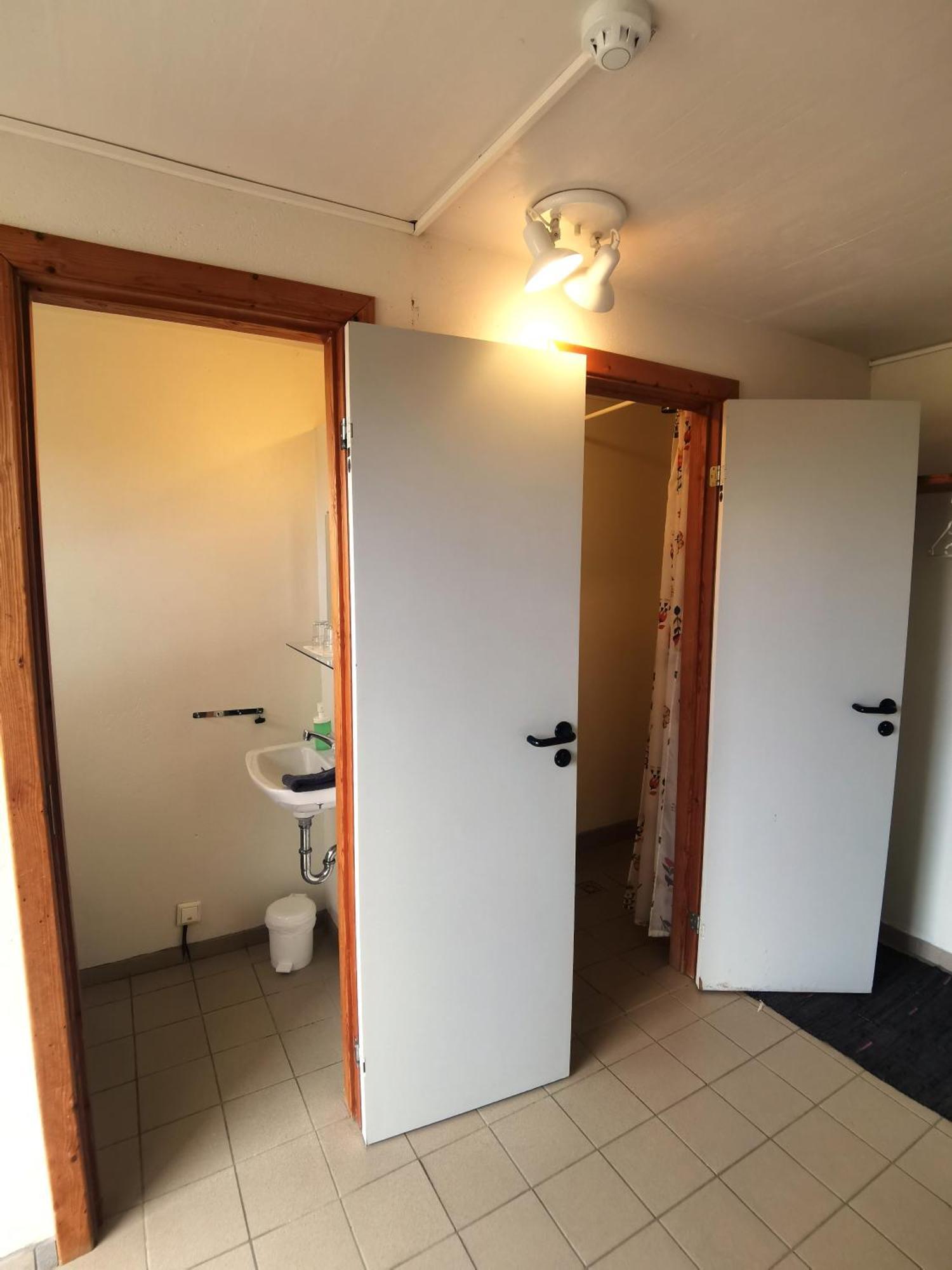 Brekkulaekur Guesthouse Hunathing Vestra Exteriör bild